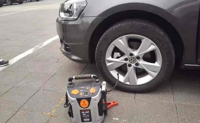 延吉汽车搭电案例